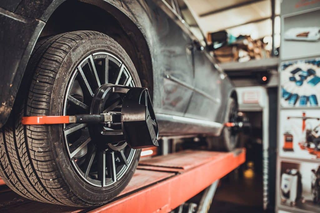 When Should You Get a 2-Wheel (Front) vs. 4-Wheel Alignment?